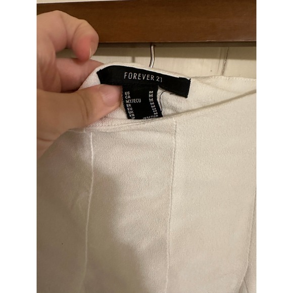 Forever 21 White Pleated Mini Skirt Women's Size Medium Flirty Ruffle Hem - Picture 4 of 4